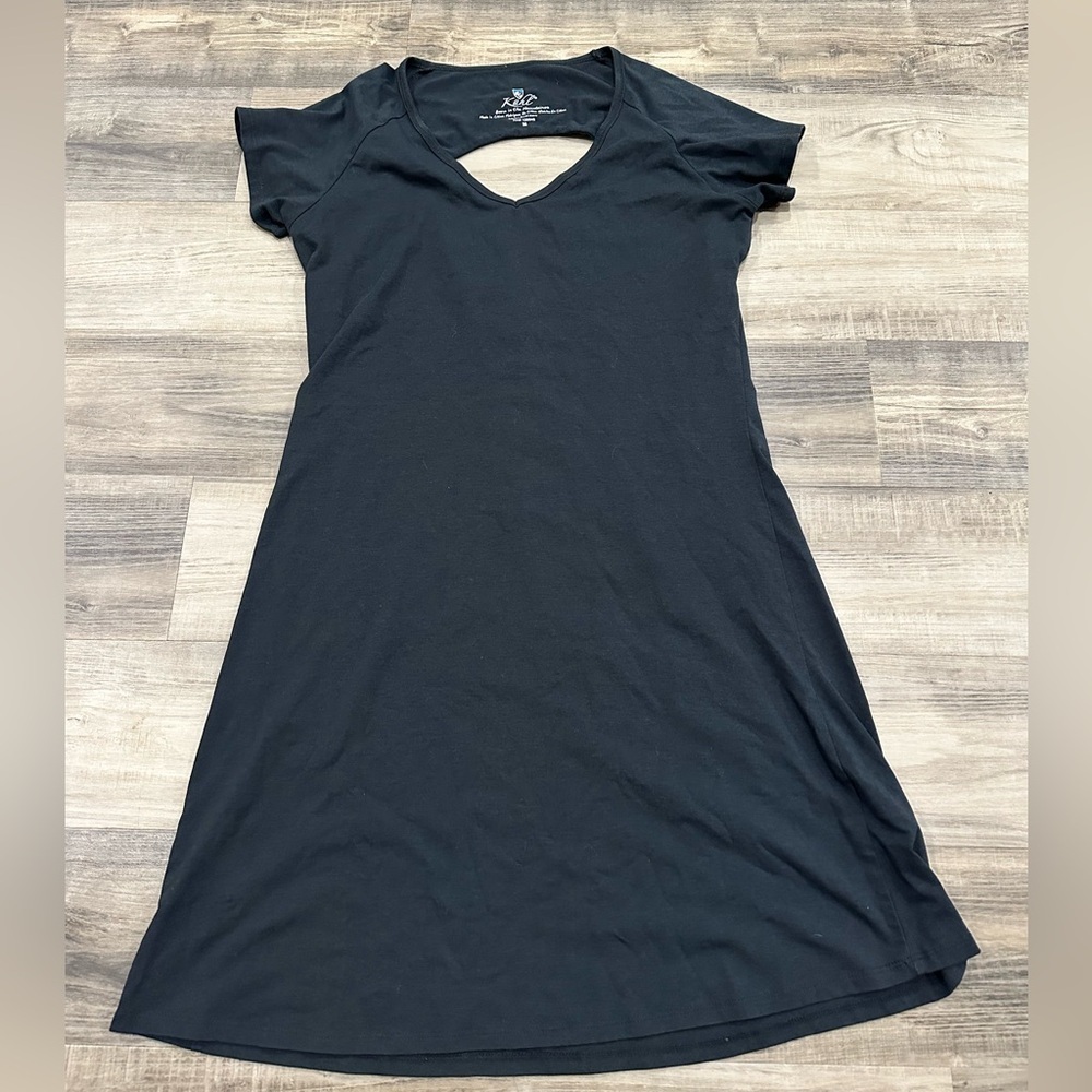 KÜHL Black Short Sleeve Performance Dress Size M Cutout Back Stretch A-Line